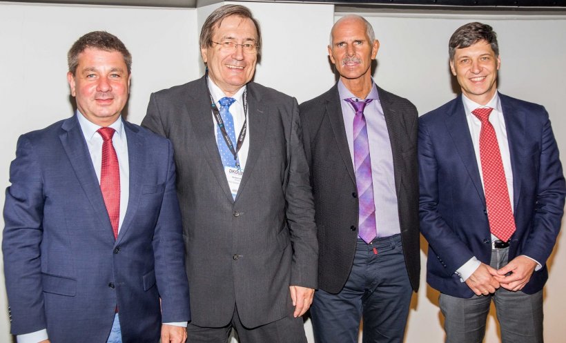 The experts gathered at the Heraeus Medical Satellite Symposium. From left:...