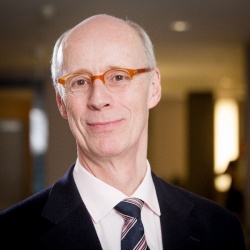 Prof. Dr. Mathias Langer