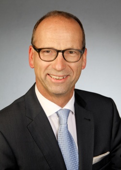 Professor Dr. med. Alexander Mundinger
