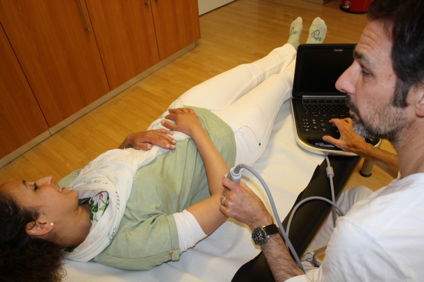 Dr. Klein uses SonoSite Edge