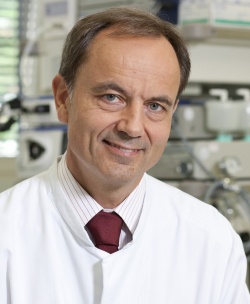 Professor Horst Neuhaus MD
