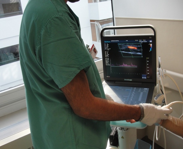 RA scanning using a SonoScape S9 ultrasound unit