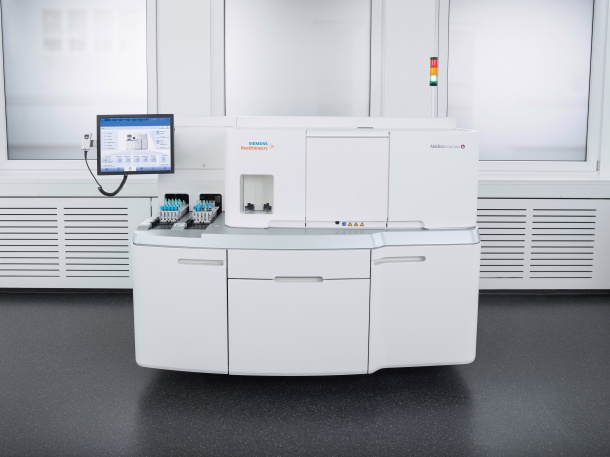 Siemens Healthineers präsentiert Atellica Coag 360 System, den ersten Analyzer...