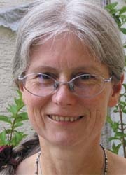 Ingrid Kraus qualified in medicine in 1980. After working for several years as...
