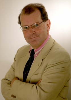 Dr Eamann Breatnach