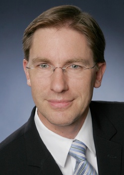 Prof. Dr. Christoph Bremer