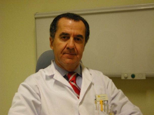 Dr Mario Padron