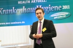 Dr. Tobias Möhlmann