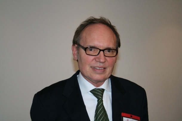 Professor Bernd Ringelstein