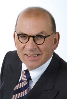 Professor Dr. Hugo Van Aken