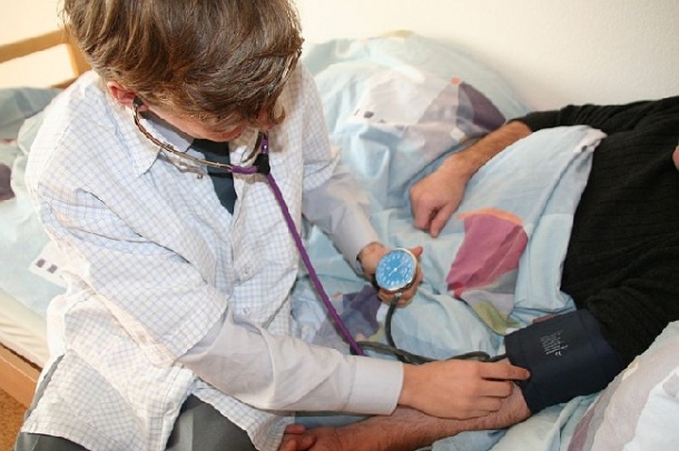 Photo: Neuer Patientenratgeber zu Bluthochdruck & Hämophilie