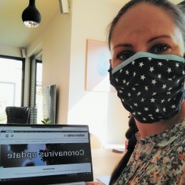 Better safe than sorry: Our editor Sonja Buske wears a mask to protect herself...
