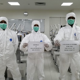 We stay at work for you, please stay at home for us: pandemic solidarity at the...