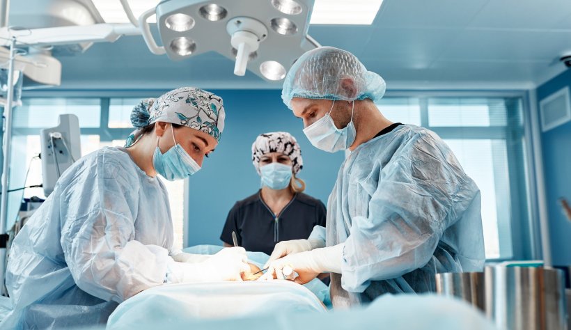 female surgeons at the operating table