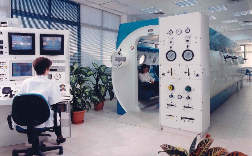 Room in a hospital to provide Hyperbaric Oxygen Therapy (HBOT)