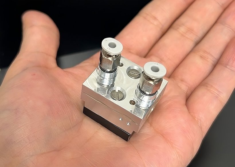 Die Gaszelle für den Mini-Sensor ist handlich und kompakt