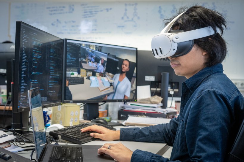 Researcher Tianyu Song from the Chair of Medical Informatics & Augmented...
