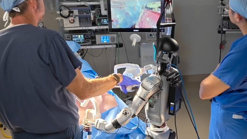 In one surgery, a human-robot team made up of a humanoid robot and a human...