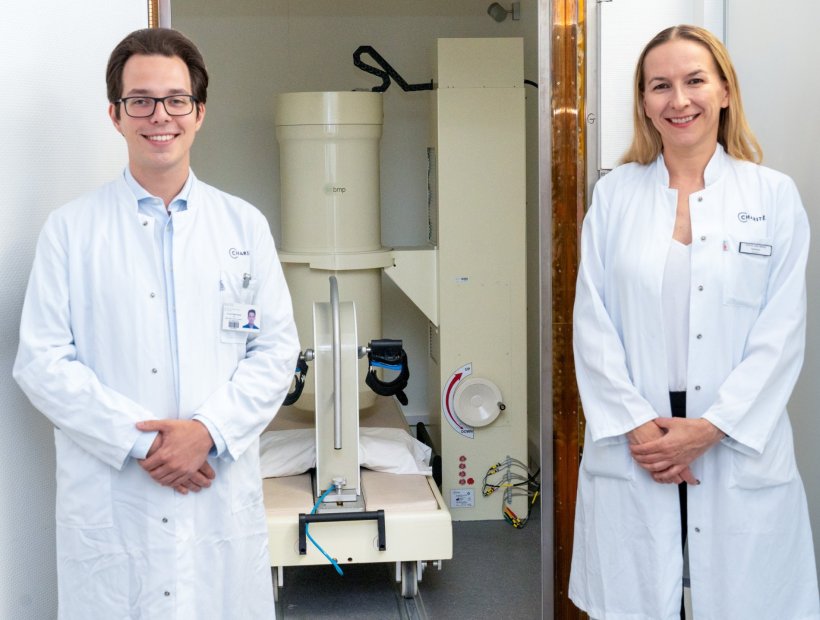 Dr. Phillip Suwalski, Erstautor der MagMa-Studie, und Prof. Dr. Bettina...