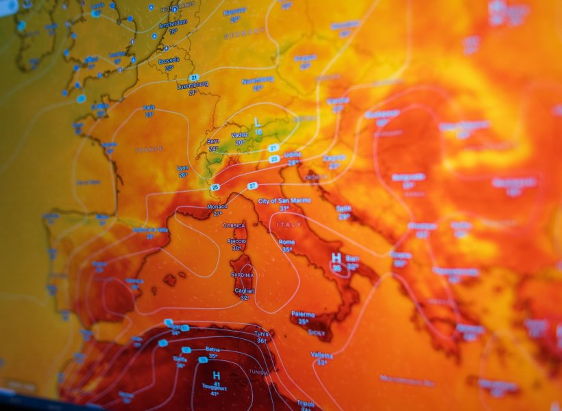 Tilt-shift photography of a temperature map of Europe, showing the extent of...