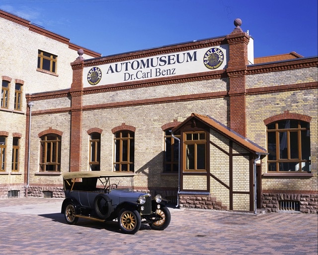 Das Automuseum der historischen Benz-Fabrik in Ladenburg
