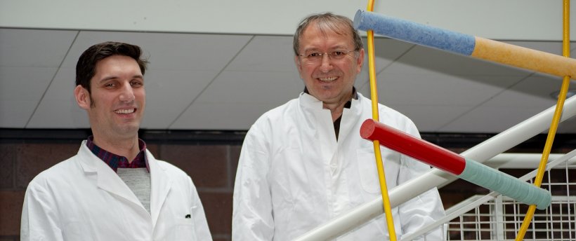 Dr. Arlo Radtke (links) und PD Dr. Ganzafer Belge aus dem Fachbereich...