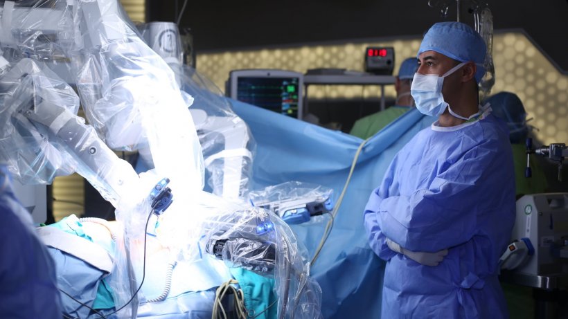 Da Vinci Surgery. Minimally Invasive Robotic Surgery with the da Vinci Surgical...