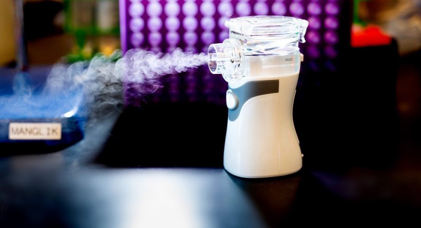 Das neue Spray wird über die Nase inhaliert und soll vor COVID-19 schützen.