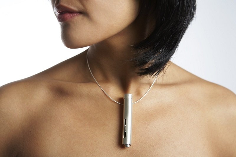 Leah Heiss with Nanotechnology Victoria, Diabetes Applicator Neckpiece, 2007,...