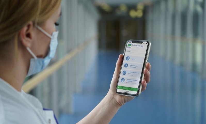 Die neue Antiinfektiva-App des Uniklinikums Würzburg ist ein zeitgemäßes...