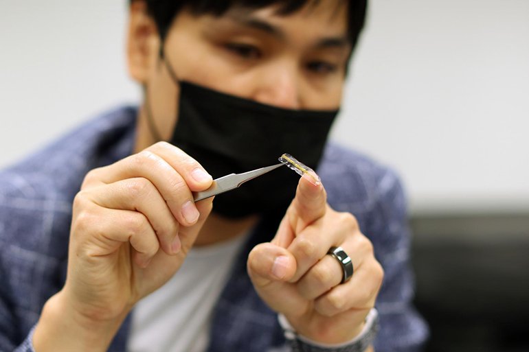 Woon-Hong Yeo and his research team have developed a new wireless, electronic...