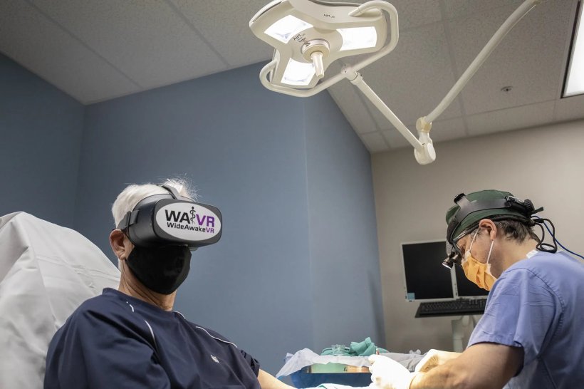 Use of VR during wide-awake surgery helps ease anxiety