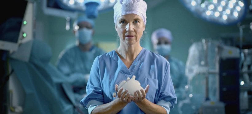 Cardiothoracic surgeon Jolanda Kluin of the Erasmus MC Thorax Center leads the...