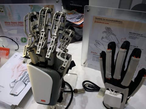 robotic hand for stroke rehabilitation presented at medical fair