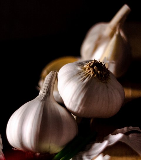 garlic cloves