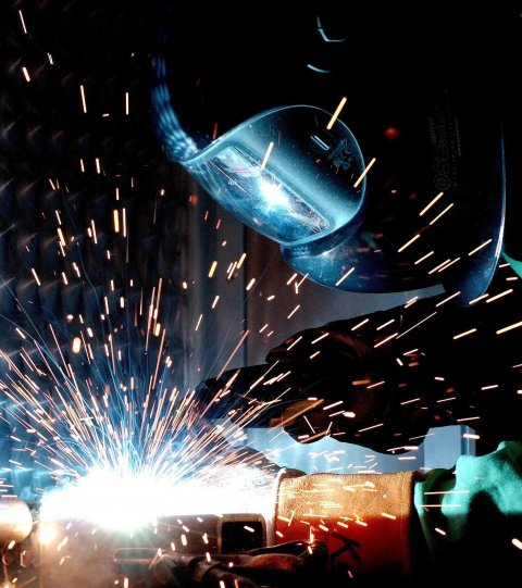 welder making sparks