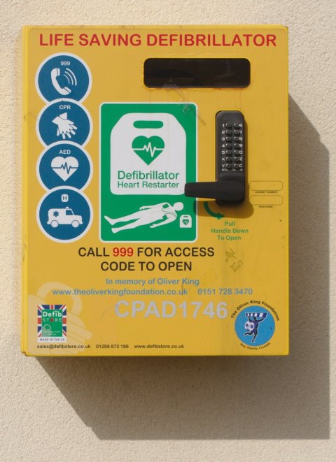 emergency defibrillator