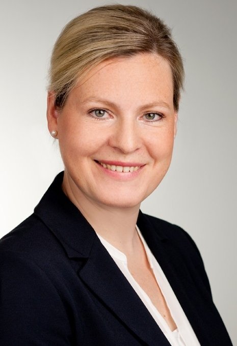 Portraitfoto von Prof. Julia Weinmann-Menke