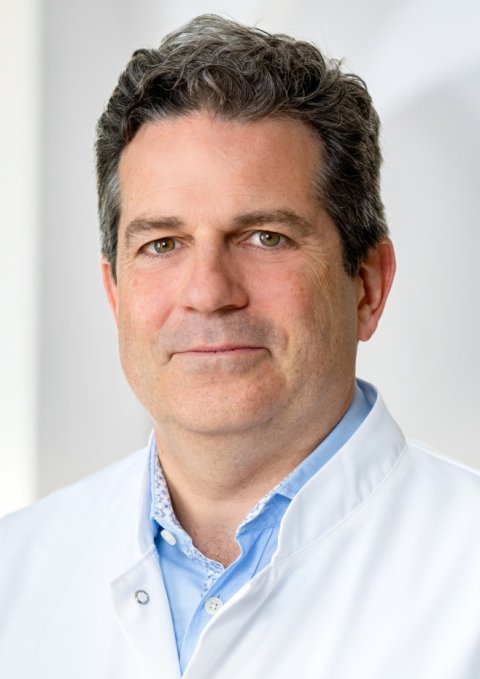 Portraitfoto von Prof. Dr. Benjamin O'Brien