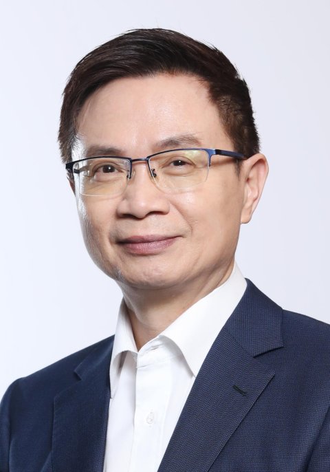 Portrait photo of James C. F. Huang