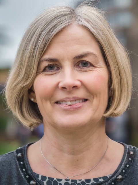 Portrait photo of Professor Catrin Pritchard