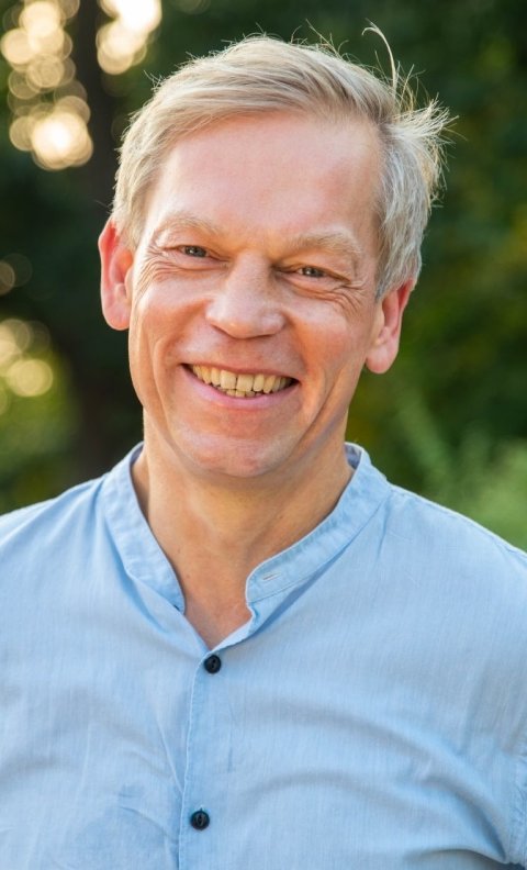 Portraitfoto von Prof. Lorenz Grigull