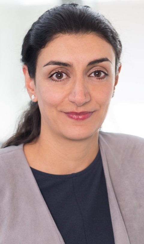 Portraitfoto von Jasmin Shmalia