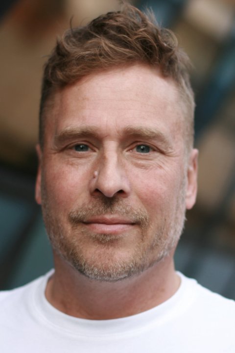 Portrait photo of  Mikael Björnson
