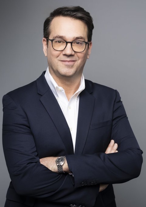 portrait photo of peter seidensticker