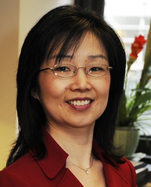 Portrait photo of Jinru Shia