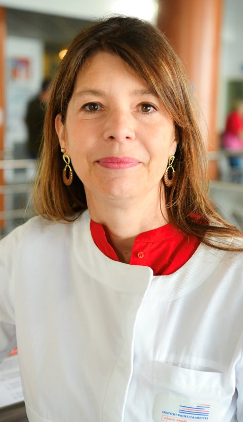 portrait photo of Dr Christelle de la Fouchardière