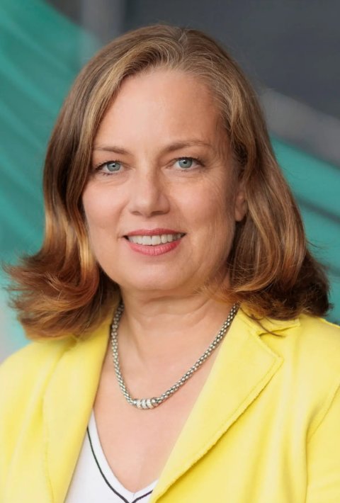 Potraitfoto von Prof. Mariam Klouche