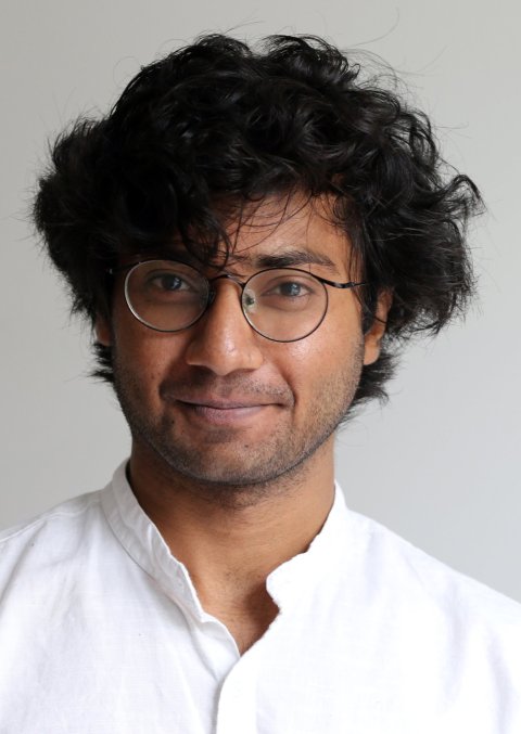 Portrait photo of Danish Anwer