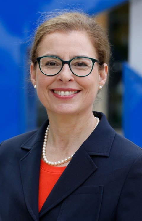 Portraitfoto von Prof. Dr. Dr. Dagmar Führer-Sakel